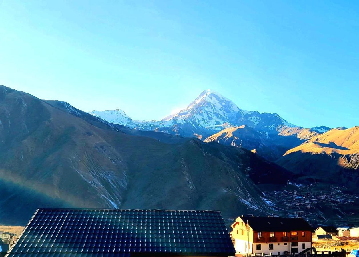 Kazbegi Glamping Hotel Exterior photo